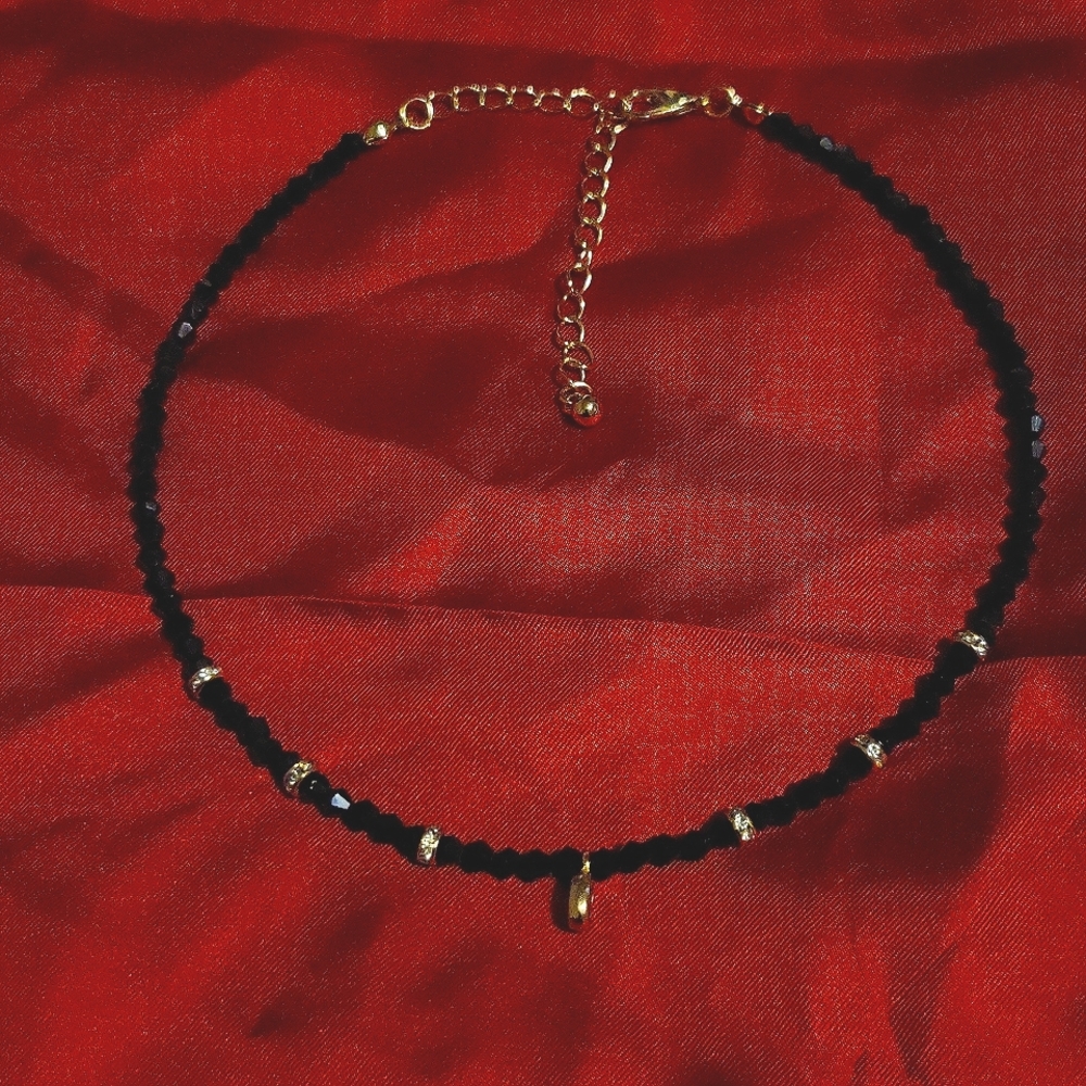 Glamor Sparkling Choaker Necklace